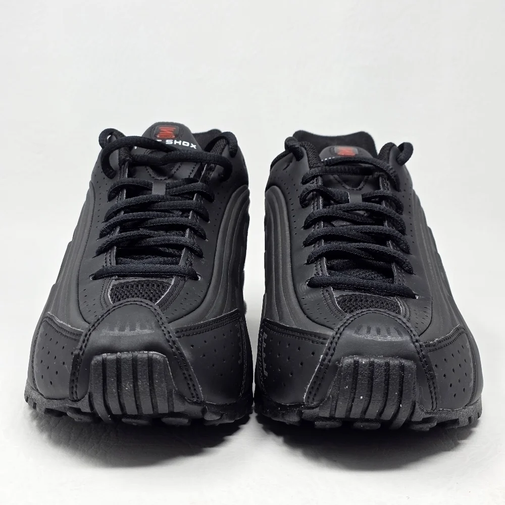 Nike Shox R4 GS Triple Black Shoes Youth Size 4.5Y Womens Size 6 CW2626-003 New